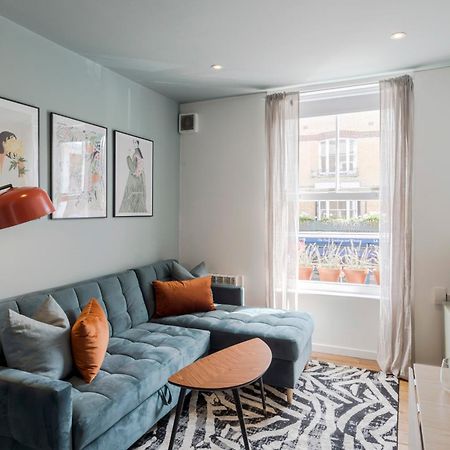 Bijou Flat On Broadway Market Лондон Экстерьер фото