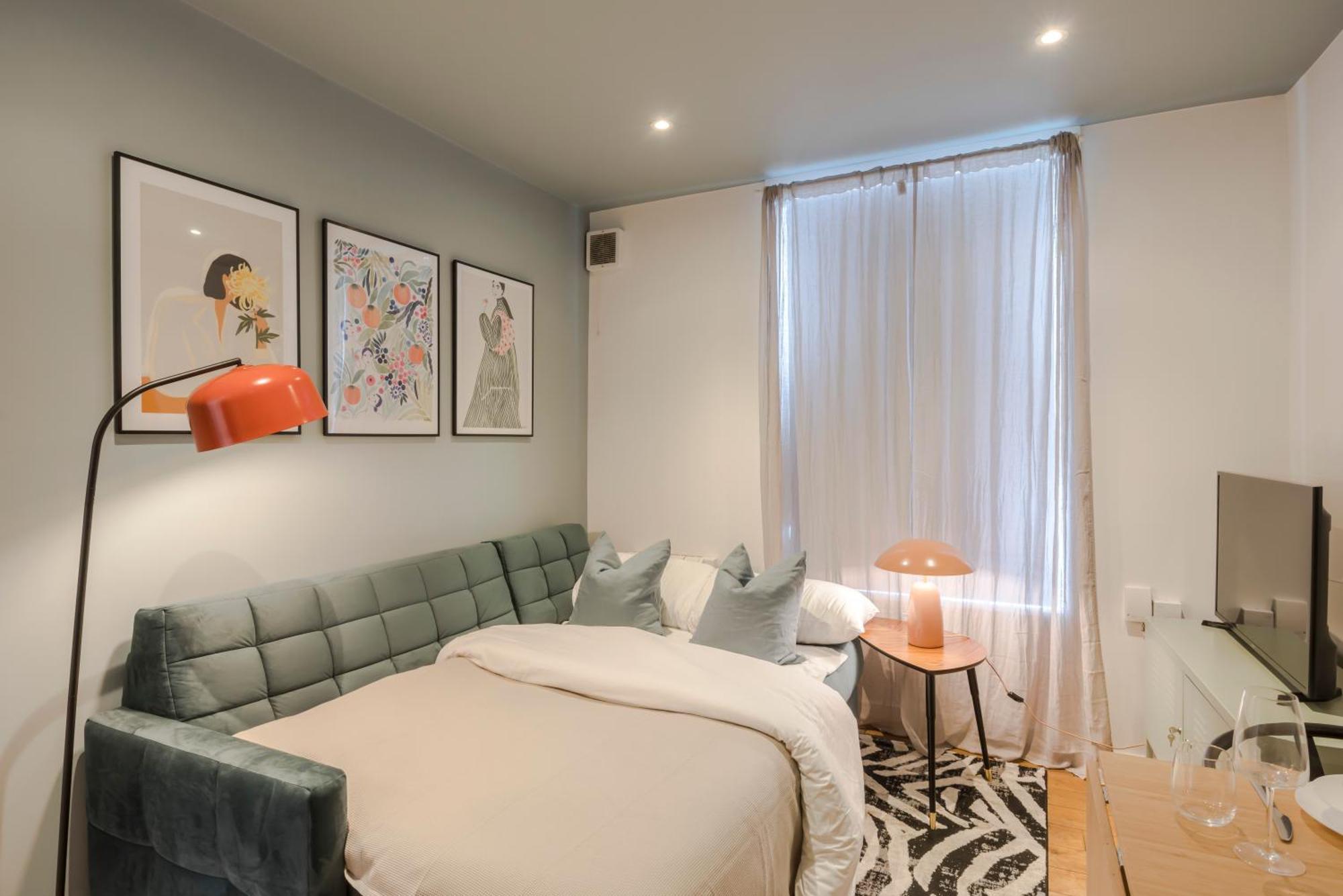 Bijou Flat On Broadway Market Лондон Экстерьер фото