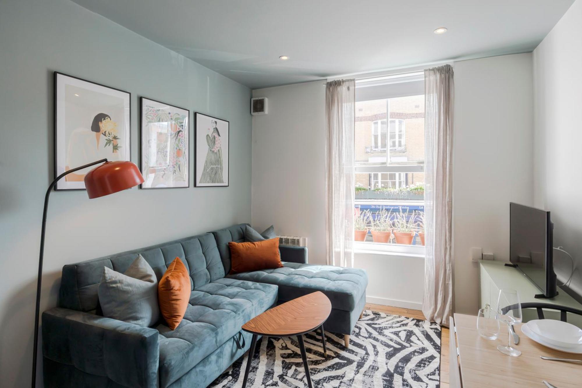 Bijou Flat On Broadway Market Лондон Экстерьер фото